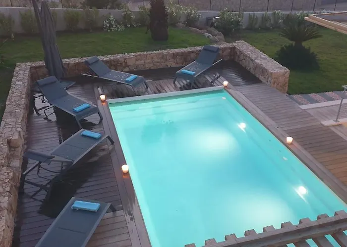 Maria 12 Pers Piscine Chauffee 5 Min En Voiture *